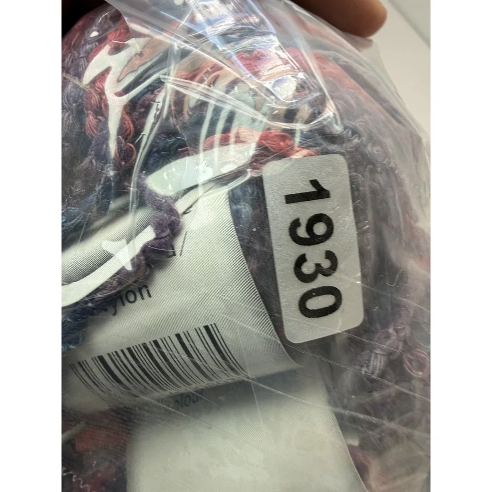 Four Seasons Yarn Lot Of‎ 4 Wool Nylon Blend Blue Purple Red 50g Each
